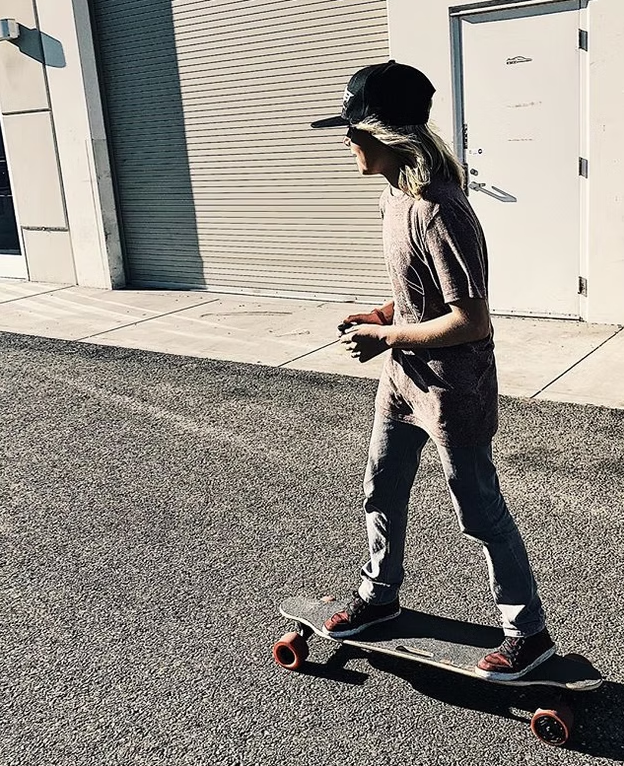 Blitzart E-Skateboard