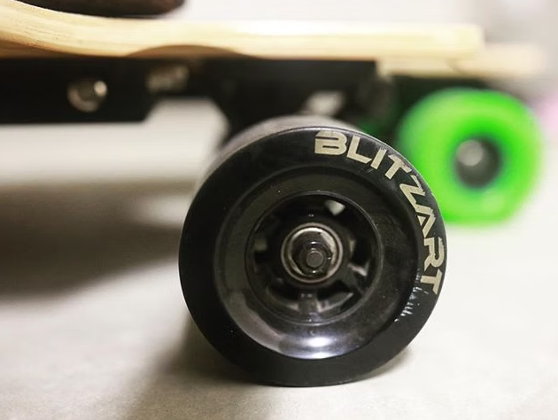 Blitzart E-Skateboard